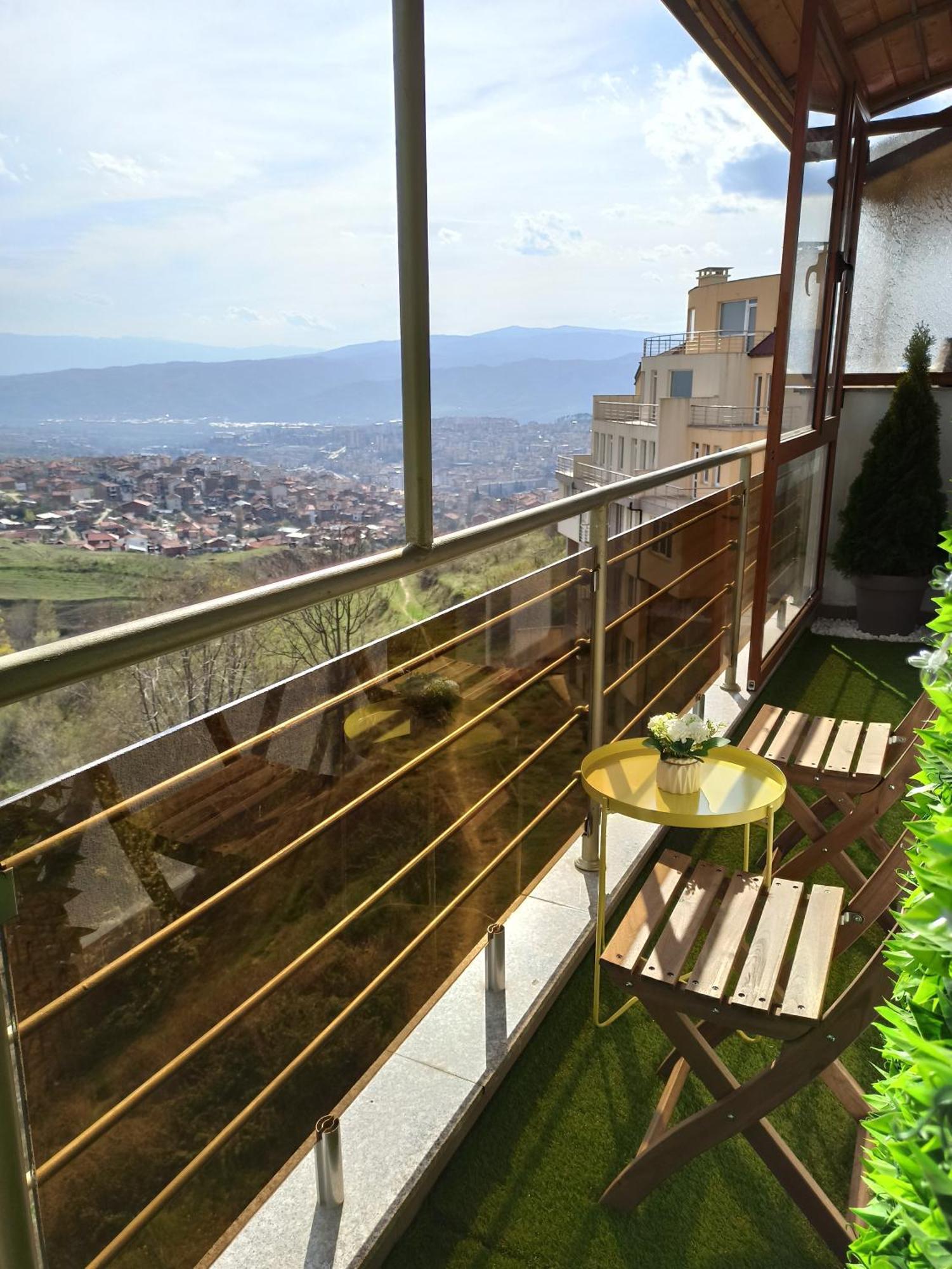 Sunny Hill Sandanski Buitenkant foto