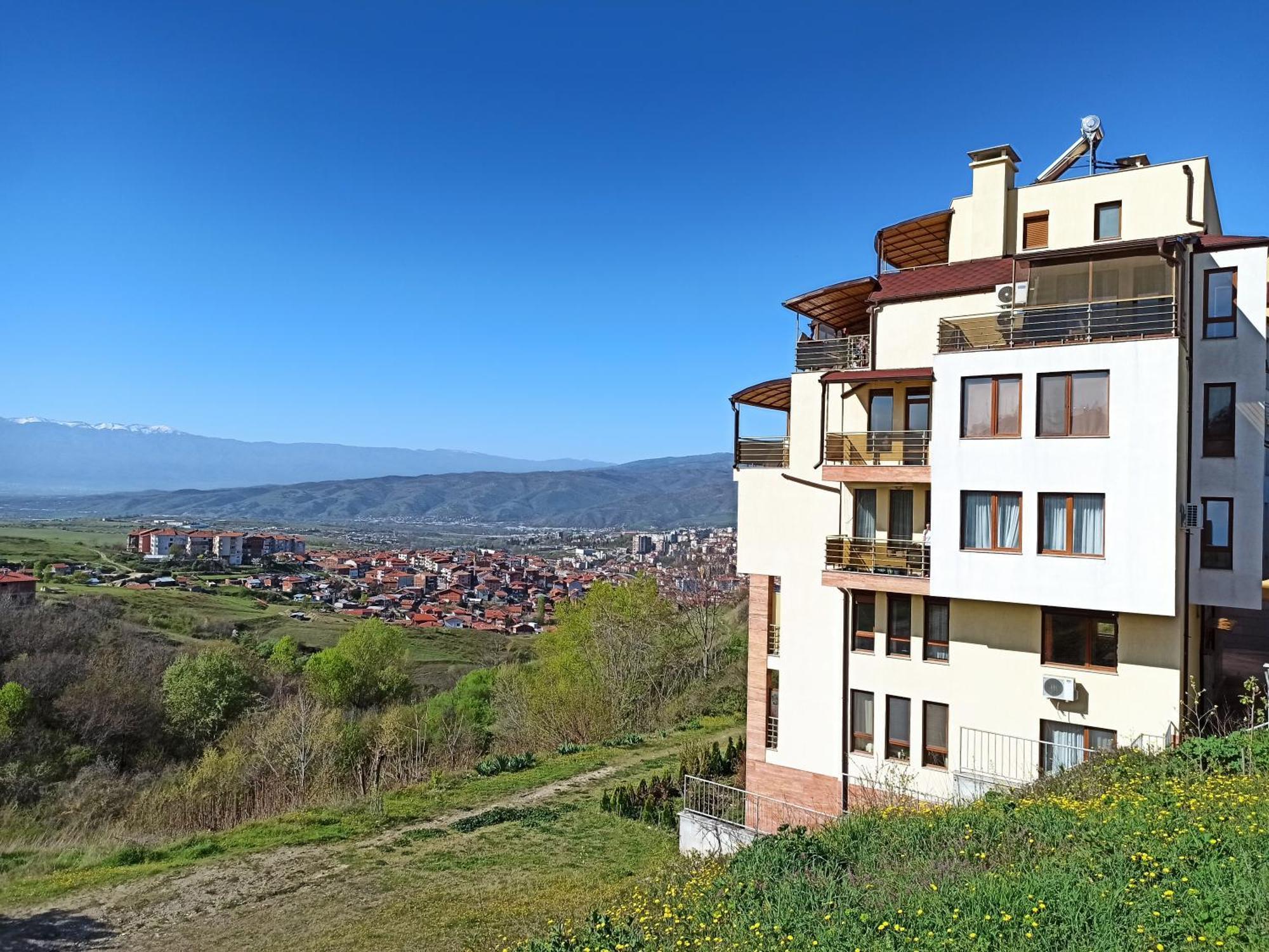 Sunny Hill Sandanski Buitenkant foto